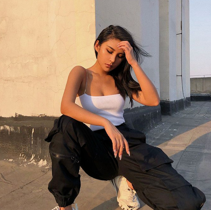 Streetwear Style: How to Style Women' s Streetwear for Summer