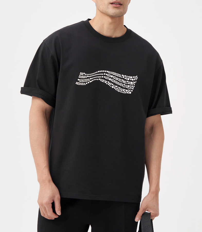Camiseta con cuentas de perla para hombre