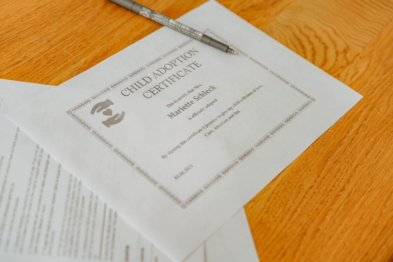A certificate document under review — verify the issuer, scope and model before trusting it.