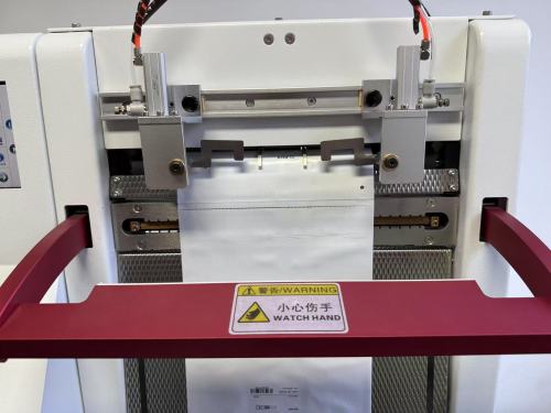 Auto Bagger   Auto Bag Machine  Roll Bag Machine
