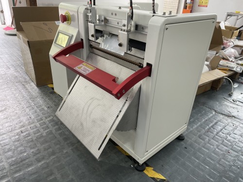 Auto Bagger   Auto Bag Machine  Roll Bag Machine