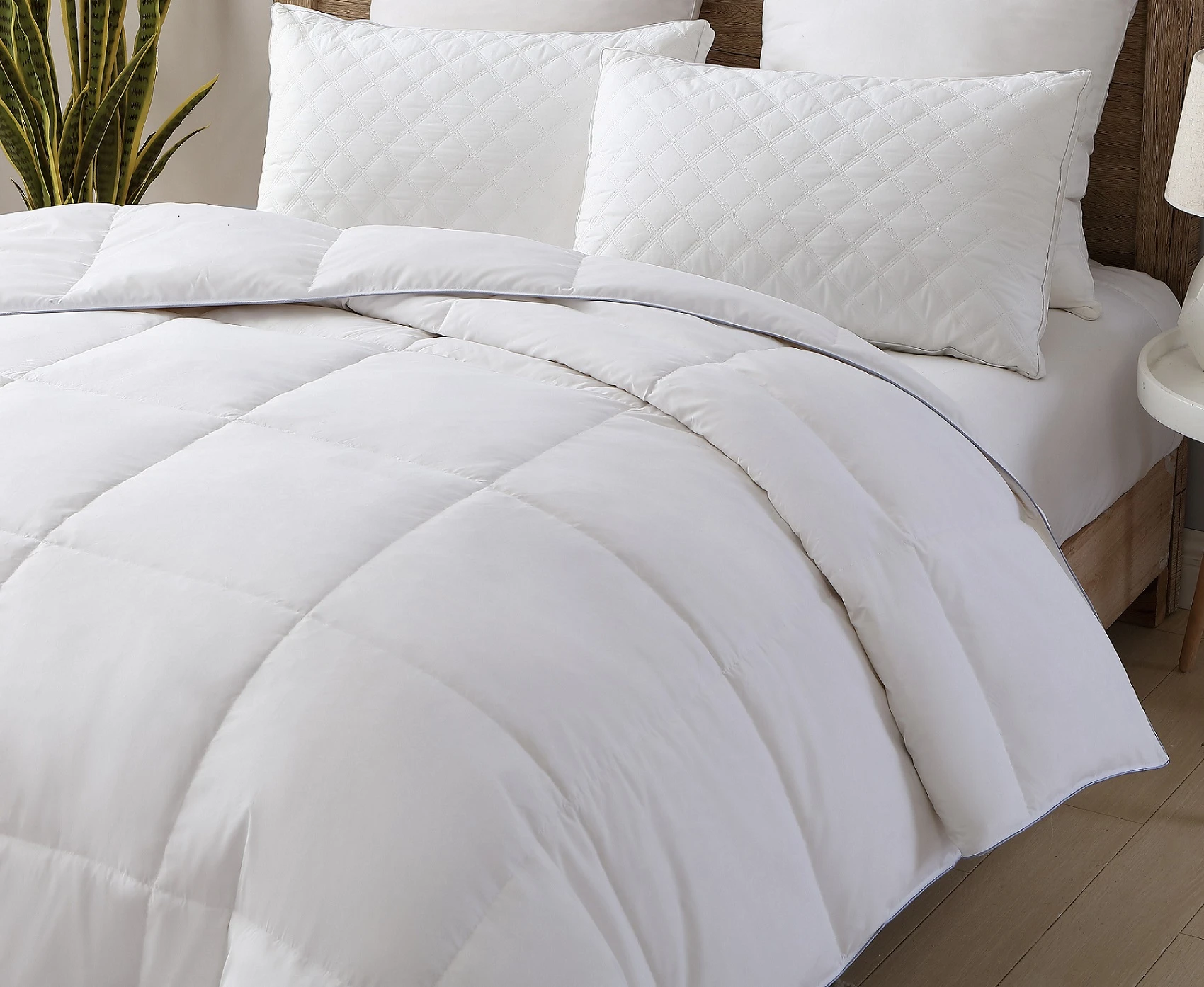 feather quilt