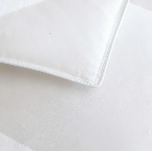Duck Feather Duvet 100% Cotton Down Proof Fabric Diamond 10% Duck Down Duvet All Season For Sleeping