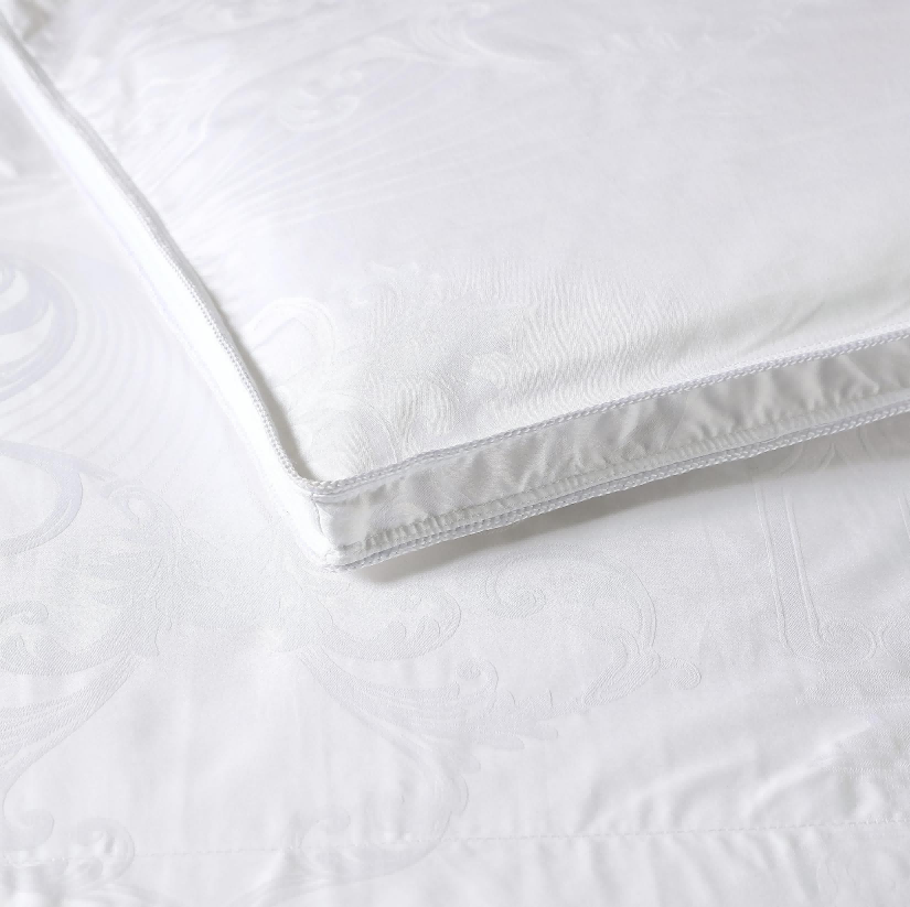 Why do duvets use vertical linings or stereoscopic techniques?