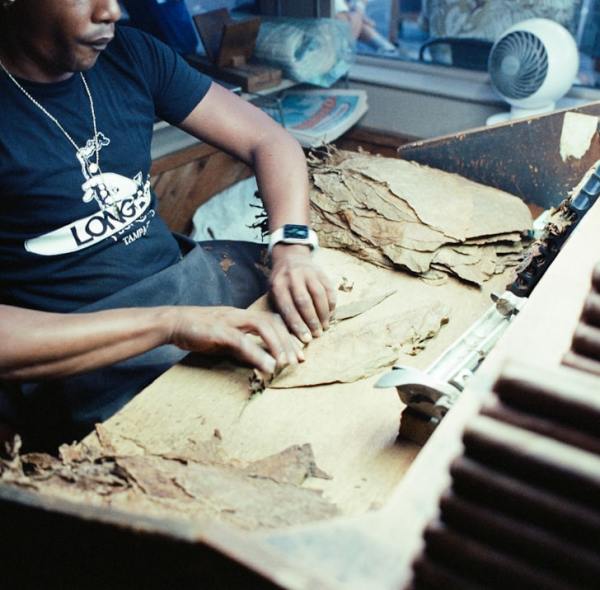 From Workshop to Smart Sanctuary: Inside a Modern Cigar Humidor Factory