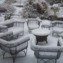 How to Store Outdoor Furniture for the Winter?