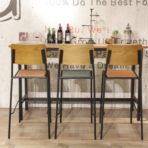 Meubles commerciaux de chaise de barre pour le bois de chaise haute en cuir de restaurant et de bistrot d'usage intérieur