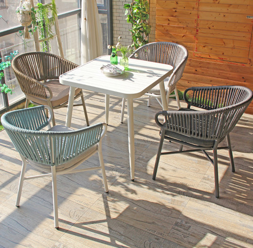Commercial Furniture: Dining Tables and Chairs and Their Standards