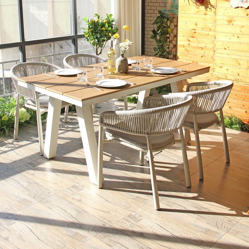 Select Outdoor Tables And Chairs From Materials