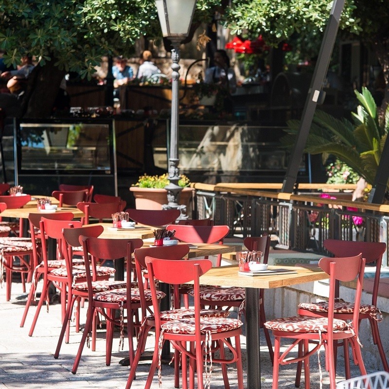 How To Build A Charming Outdoor Cafe In 2025?