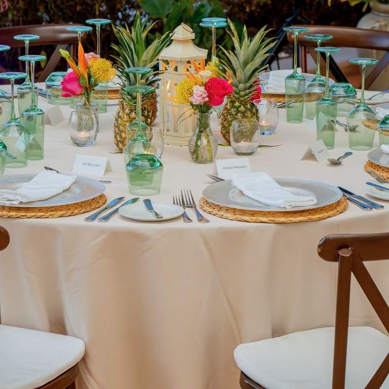 Beach Wedding Chairs And Tables