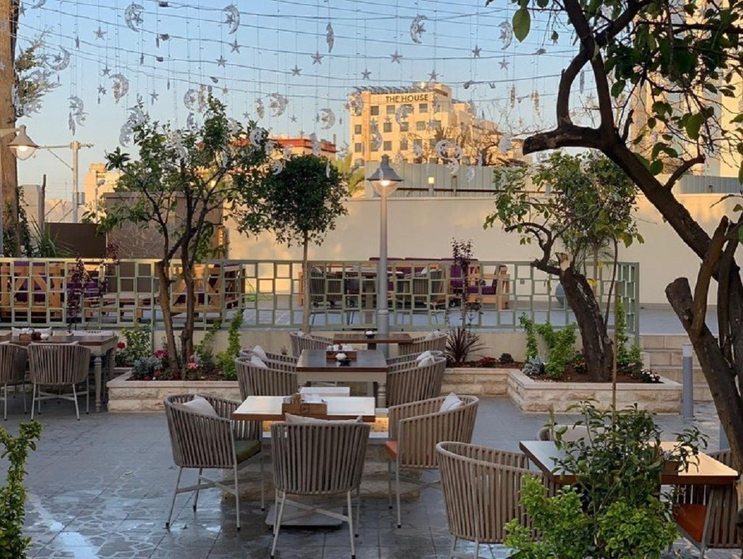 How To Design A Restaurant In Jordan And Iraq Furniture Styles That Attract More Customers