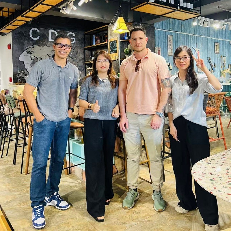 During The 138th Canton Fair, CDG Furniture Received A Steady Stream Of Customers