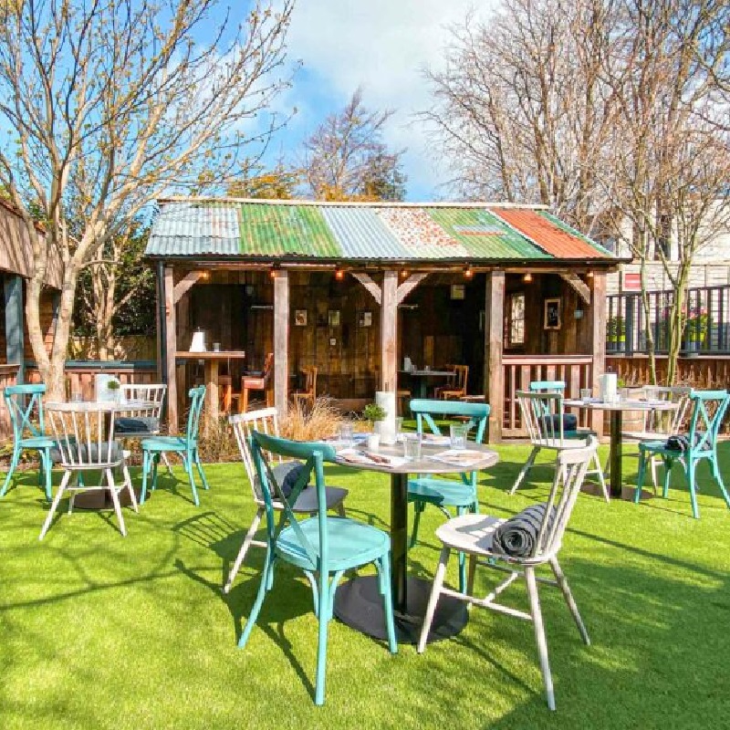 Leisure garden chair and table set