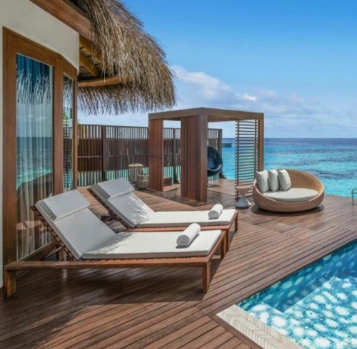 Outdoor & Patio Furniture For Luxury Resorts & Beach Hotels