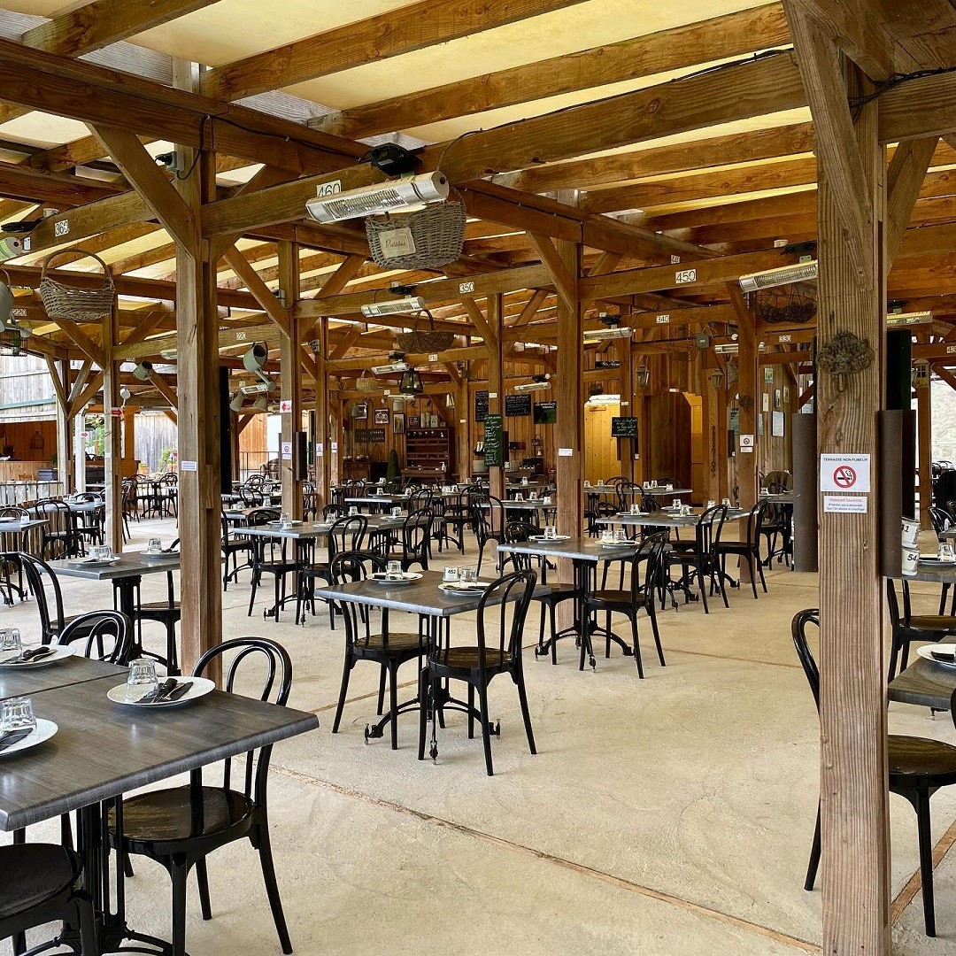 Cross Back Chairs & Thonet Dining Chairs Transform Les Tables Du Bistrot