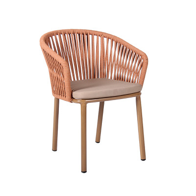 Casual Patio Armchair With Metal Legs And Breathable Rope Weave
