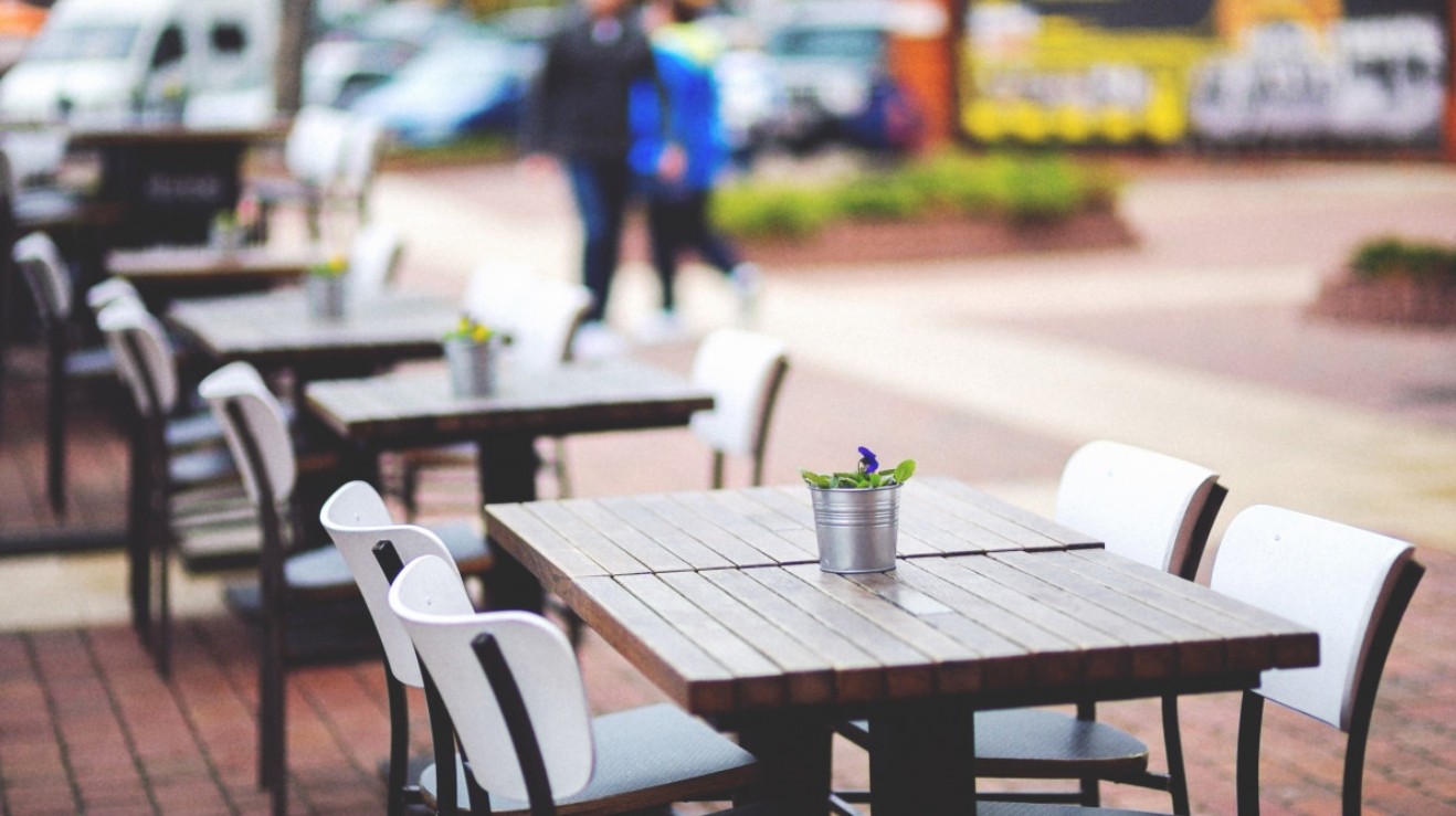 Restaurant table