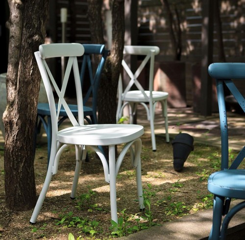 Outdoor Dining Chairs: Tips for Choosing the Right Size and Height