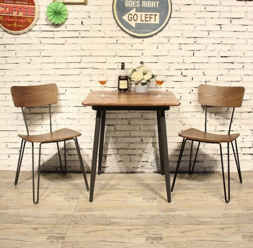 Form and Function: Choosing the Ideal Commercial Furniture for Your Theme Area