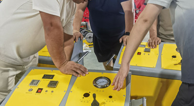 Mongolian customers praise our automatic butt welding machine