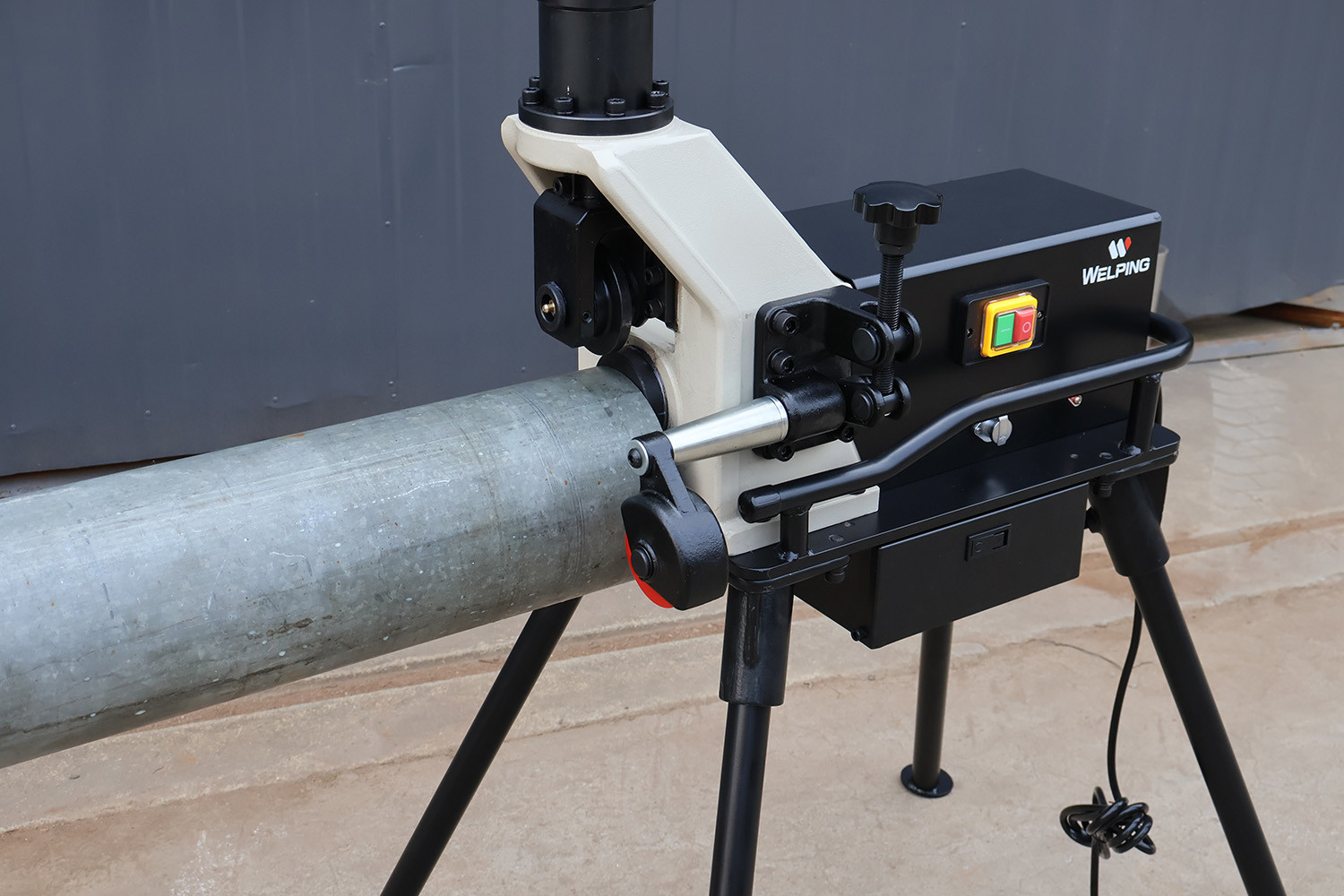 24" Roll Grooving Machine