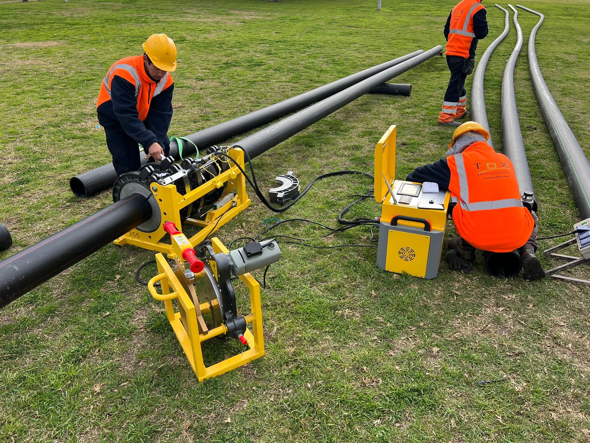 Thank You to Our Valued Customer in Uruguay for Choosing Welping's Fully Automatic 355mm Butt Fusion Machine