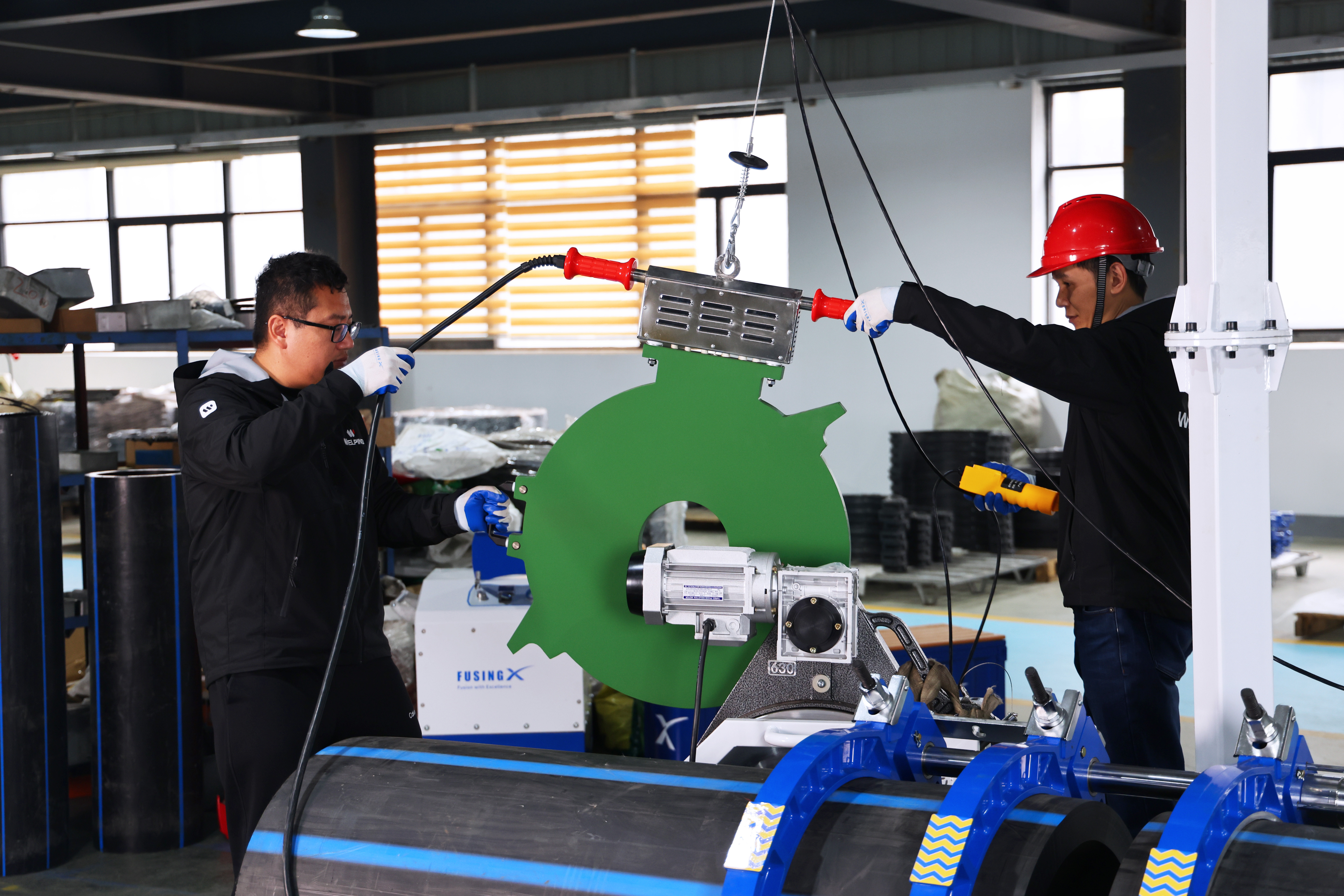 The Unseen Advantage: How High-Quality Green Heating Plates Elevate Butt Fusion Welding