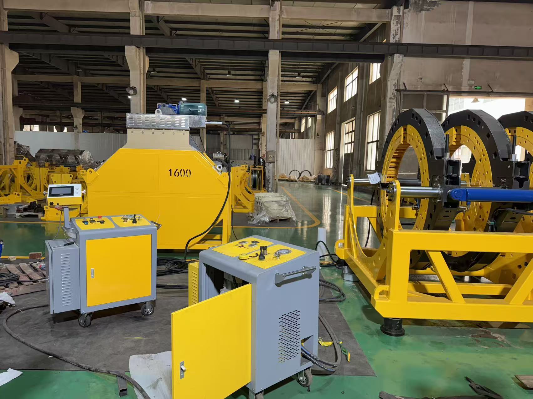 Customized 1600mm Butt Fusion Welding Machine Delivered: Safety and Precision in One