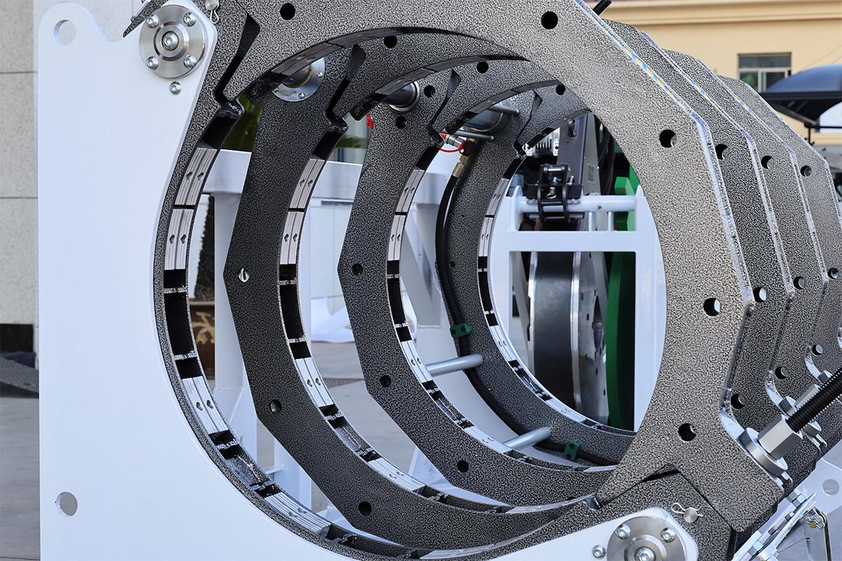 Anti-Slip Pad Blocks: A Practical Design Improvement on Large FX Butt Fusion Machines