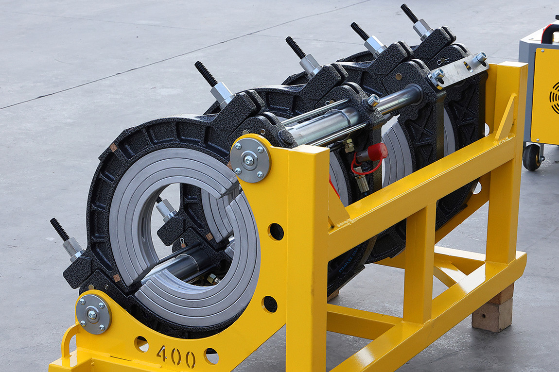 200mm HDPE pipe welding machine
