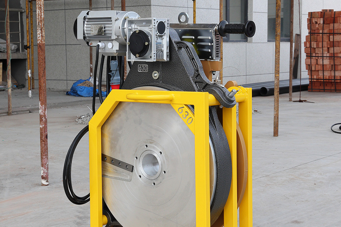 200mm pipe jointing fusion machine