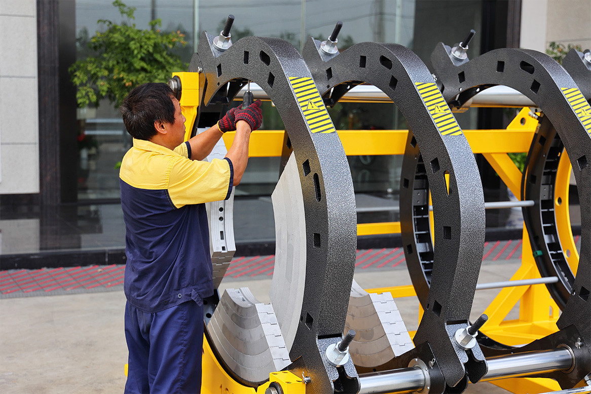 200mm hydraulic butt fusion machine