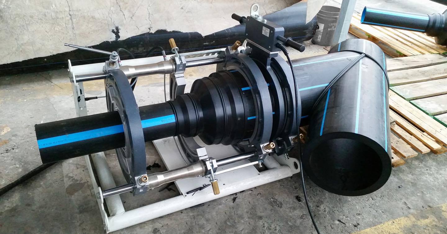 PE reducing couplings connected on a butt fusion welding machine