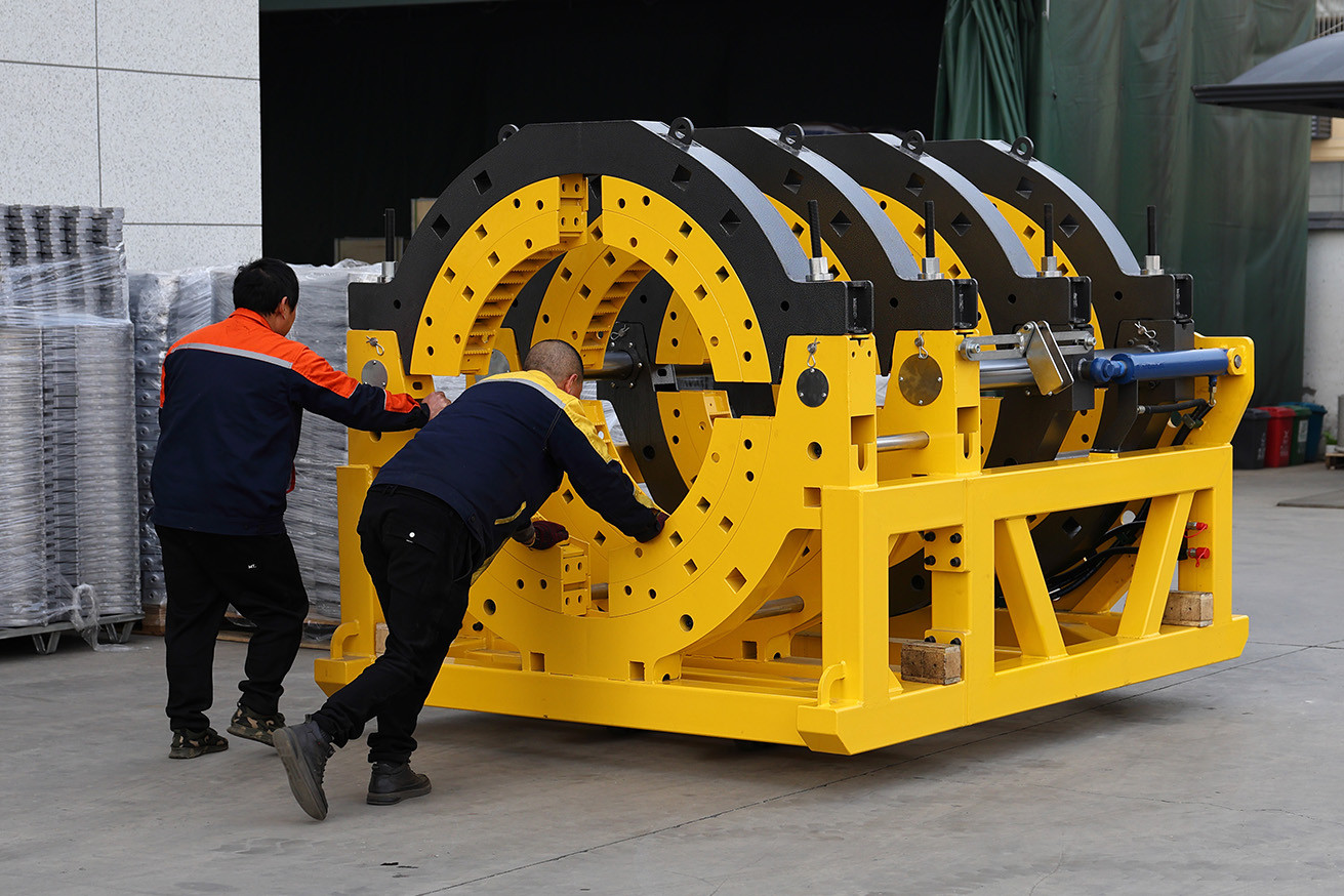 200mm hydraulic butt fusion machine