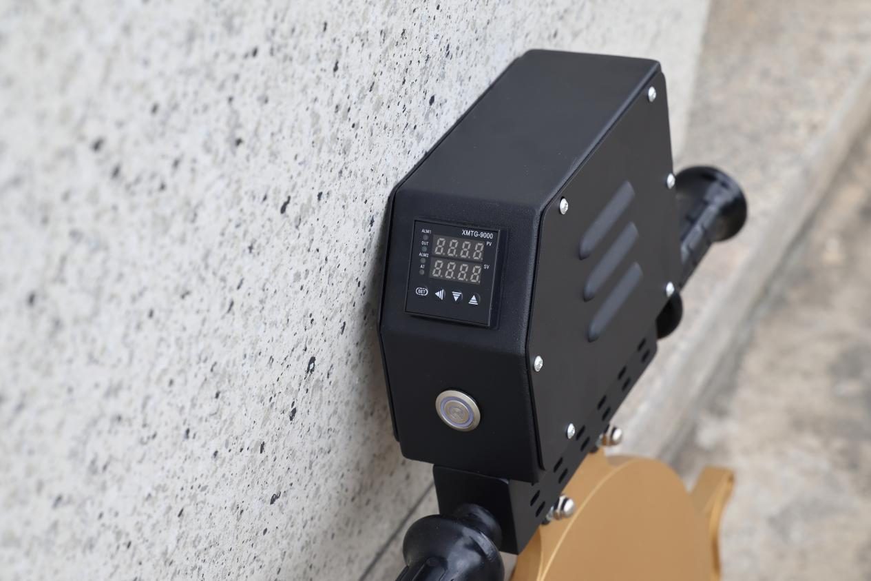 A-max butt welder heating plate independent temperature control
