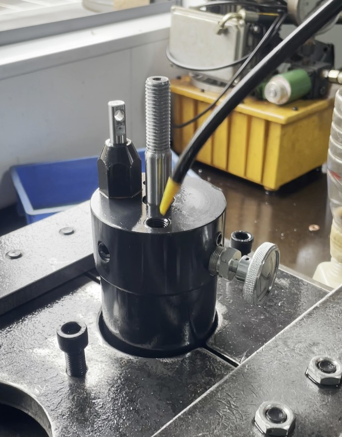 Maintenance | How to Refill Hydraulic Oil in a Roll Grooving Machine