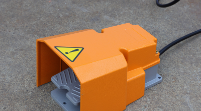 Foot Pedal: The Safety Switch in Roll Grooving Machines