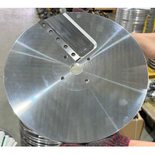 Precision in Every Detail — Manual Facer Blade Inspection Before Assembly
