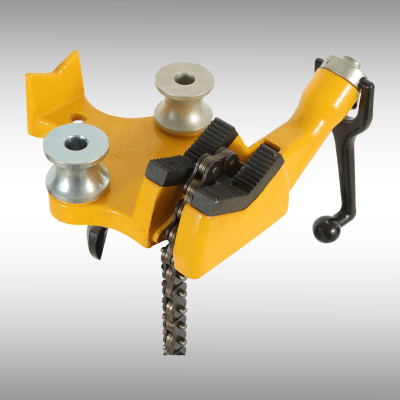 H402 Pipe Chain Vise for 1/8"-6" Pipes – Pipe Holding Tool for Threading & Cutting