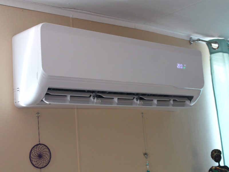 hybrid solar air conditioner