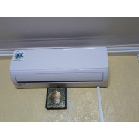Hybrid ACDC solar air conditioner installation in Yemen