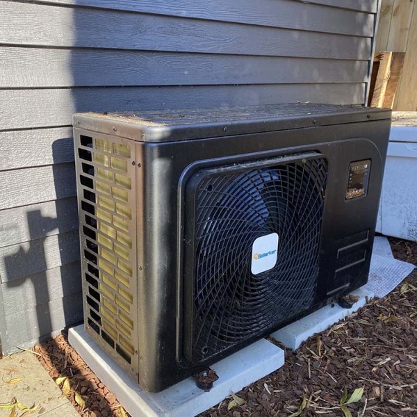 Hybrid ACDC solar swimming pool heat pump installation in USA