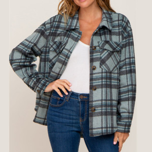 China manufacturer front pockets plaid maternity shirt jacket