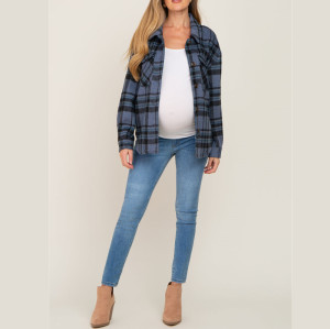 China manufacturer front pockets plaid maternity shirt jacket