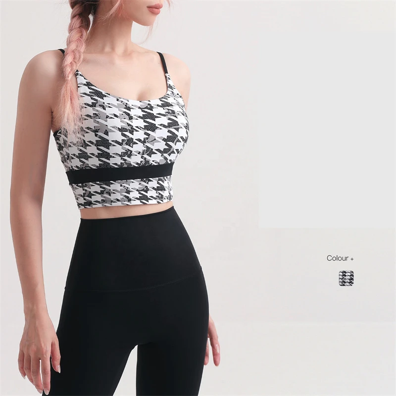 sports bra