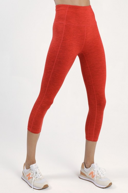 Premium quality yoga capris for ladies textured fitness tights