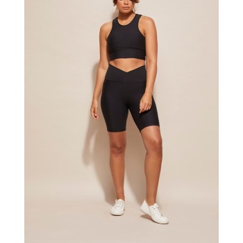 Cross over yoga shorts flattering active biker shorts