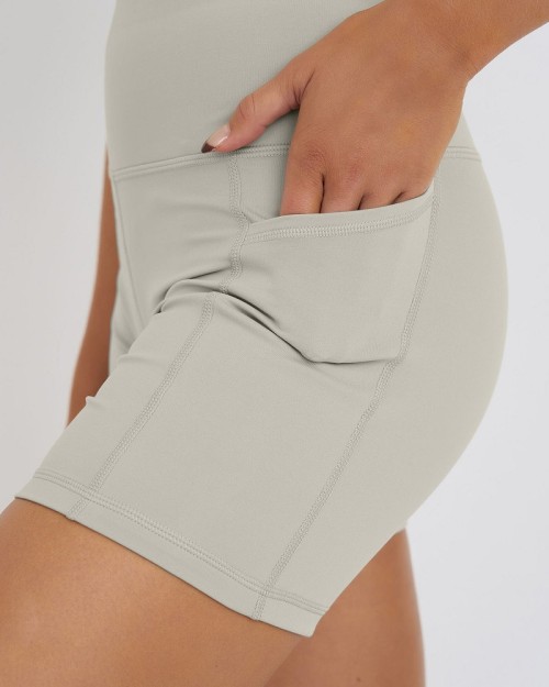 Custom high waist yoga shorts with side pockets classic plain biker shorts