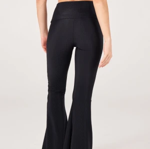 Wholesale high waisted bell-bottom yoga pants flattering flared pants